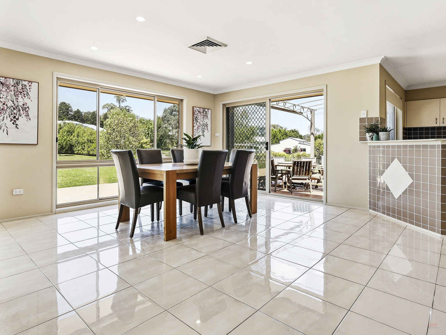 27 Woodside Drive Moss Vale 27 Woodside Drive Moss Vale