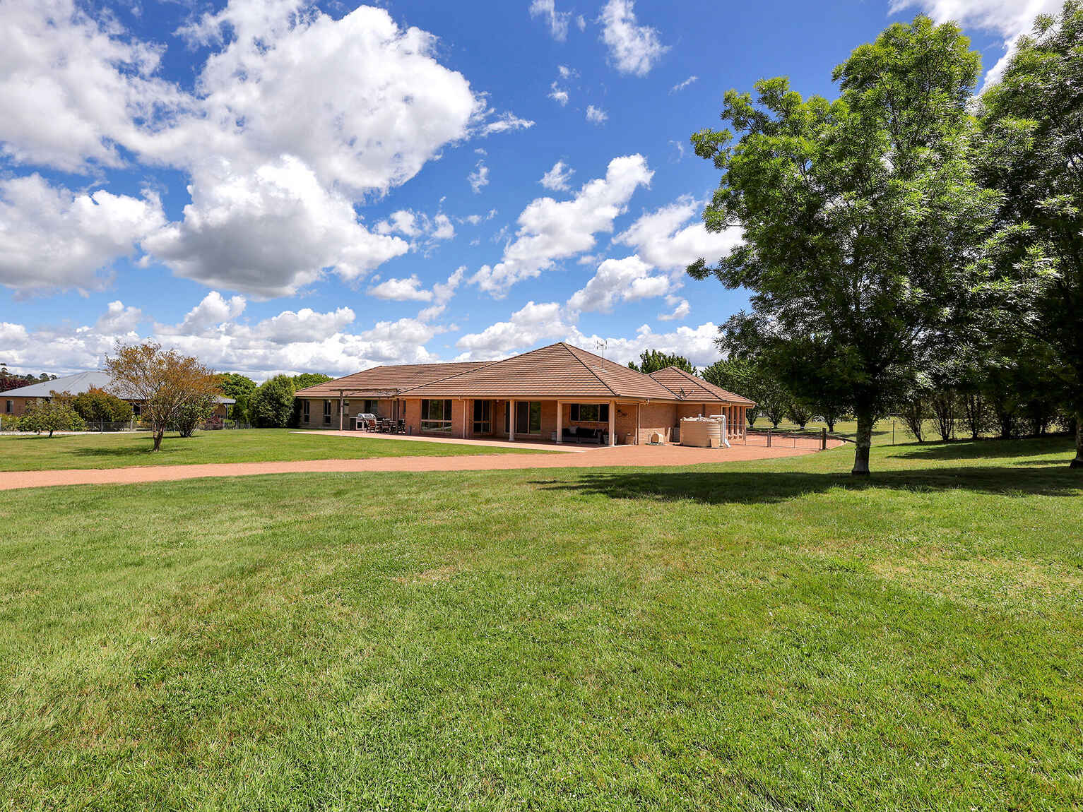27 Woodside Drive Moss Vale 27 Woodside Drive Moss Vale