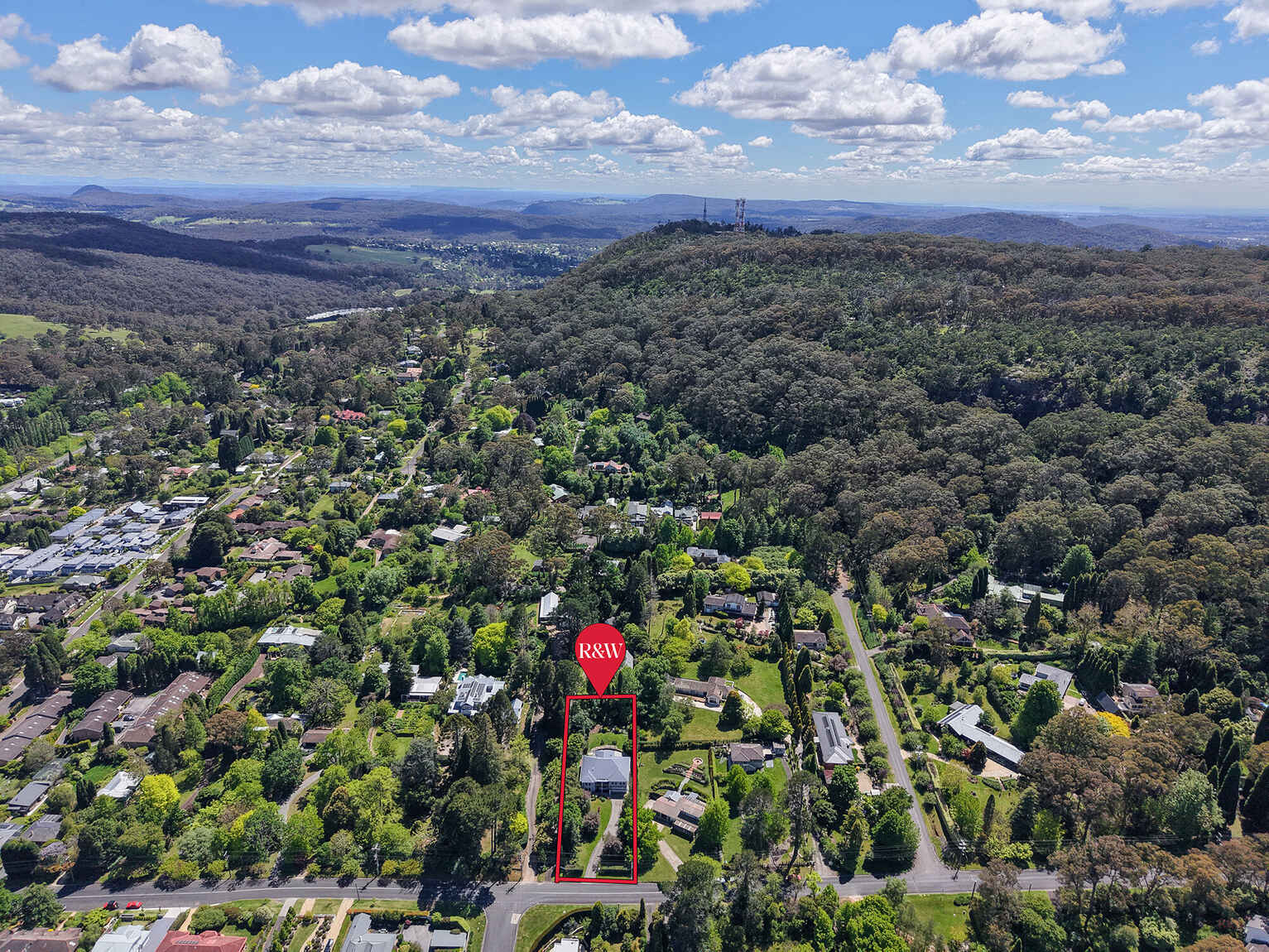44 Oxley Drive Bowral 44 Oxley Drive Bowral